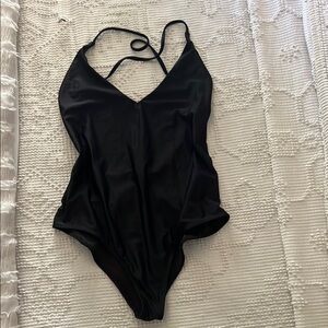 Beach Riot black One-Piece Swimsuit, low back, adjustable straps size Medium